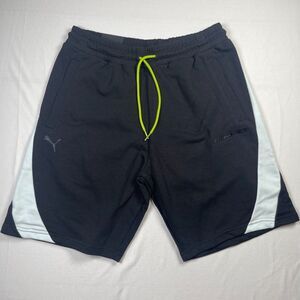 Puma Sweat Shorts Men's Medium Black Lined Mercedes AMG Logo Drawstring‎ Pockets